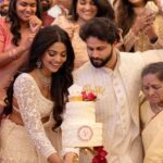 Pooja Sawant Instagram - 🧿💍💫 My outfit by @rajgharana.rg Siddhesh’s outfit by @shiledar_ethnics Jewellery by @kalyanjewellers_official 💫 Photography by @p16studios @prathmeshrangolephotography Event manager @bhagatamol