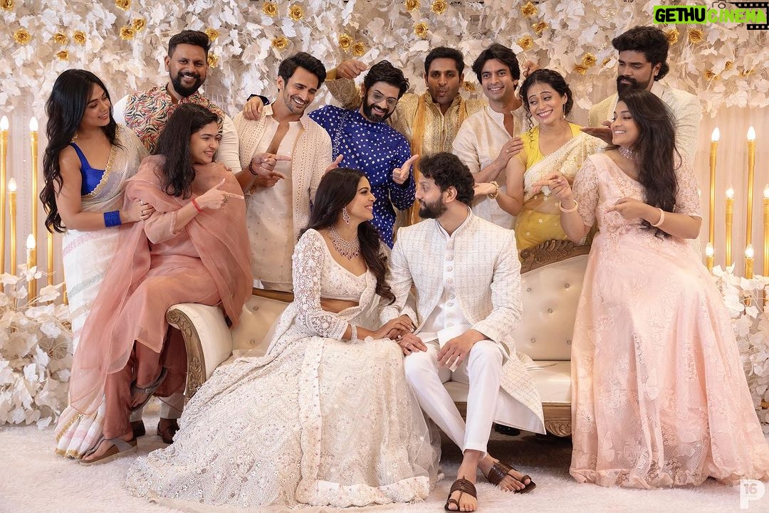 Pooja Sawant Instagram - 🧿💍💫 My outfit by @rajgharana.rg Siddhesh’s outfit by @shiledar_ethnics Jewellery by @kalyanjewellers_official 💫 Photography by @p16studios @prathmeshrangolephotography Event manager @bhagatamol
