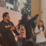 Pooja Sawant Instagram - पुण्यातील School of Fashion Technology मध्ये मुसाफिराच्या कलाकारांचा कल्ला!! विद्यार्थ्यांनी केले प्रचंड उत्साहात स्वागत! ट्रेलर पहा इथे: Link In Bio 🔗 ‘मुसाफिरा’ २ फेब्रुवारी २०२४ ला आपल्या जवळच्या सिनेमागृहात! #Musafiraa #2Feb #AnandPanditMotionPictures #AishMotionpictures #GoosebumpsEntertainment #NitinVaidyaProductions A Film by @jogpushkar Presented By: @anandpanditmotionpictures @goosebumpsent1 @nitinvaidyaproductions Aish Motion pictures Produced By: @anandpandit @roopa_pandit Pushkar Jog, Nitin Vaidya Co-Produced By: @vaishalshah7 @rahul_v_dubey Starring: Pushkar Jog @iampoojasawant @smritysinha_official @dishapardeshi_ @pushkarajchirputkar @chetanmohture Music: @suhit_abhyankar @rohanrohanofficial @sai_piyush_ Singer: Suhit Abhyankar @vishaldadlani @salimmerchant Lyricist: @the_manndar @aditi_vinayak_dravid Music On: @videopalaceindia Associate Director: @cherry_piee7 Executive Producer: @ravirajzingade Line Producer: Laxmikant Kalgutkar Director Of Photography: @yogeshkoli8 Art Director: @shrutiiihaldipur Acting Supervisor: @yogeshphulphagar Costume: @styledbyshakti Makeup & Hair: @sheetalpalsande Mrunal Pawaskar, Sonal Koyande Publicity Stills & Bts: @zingaderanjan Publicity Designs: @dedhiabrijesh PR: Avadumber Entertainment @amrutamane48 Digital Marketing: @teamsocialtime Media Partner: @byou.in @tejalpimpley Music Support: @spotifyindia Travel Partner: @thomascookofficial On Ground Partner: @kktravelspune @kkagrotourismvelha Food Partner: @cheesianopizza