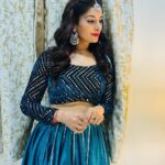 Poonam Dubey Instagram – ढूँढो ख़ुशी पहले ख़ुद के अंदर , दुनिया में ग़म तो तमाम मिलेंगे। 
दर्द में जो शामिल हो वही सच्चा यार, महफ़िल में तो दोस्त हज़ार मिलेंगे॥ ….. #poonamdubey #thoughtoftheday #stayblessed #staypositive 🫶😘🤗❤️🧿 Mumbai, Maharashtra