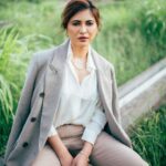 Poonam Rajput Instagram - “Strong women don’t play the victim. Don’t make themselves look pitiful and don’t point fingers. They stand and they deal.” Shot by @bharat_rawail Styled by @stylistshikhar Make up @sahil_anand_arora Hair by @nargis9052 #photoshoot #outdoors #formallook #actorslife #actorsstyle #grey #whiteshirt #photography #poonamrajput