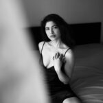 Poonam Rajput Instagram - I always like a good song: puts me in a good mood.🫶😉 Mood shots by @portraitsbybalvindersingh 🫶