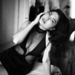 Poonam Rajput Instagram – Capturing the beauty of melancholy.😍🔥

Shot by @portraitsbybalvindersingh 🫶
