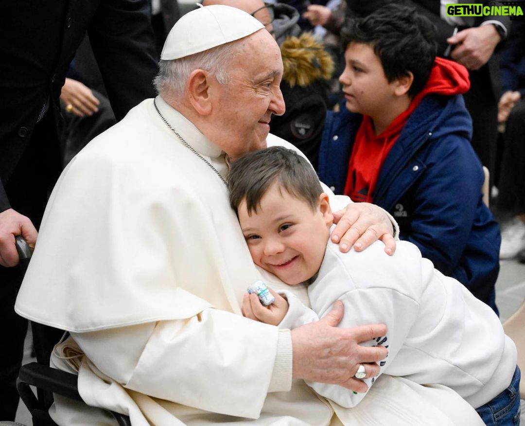 Pope Francis Instagram - #GeneralAudience #AudiênciaGeral #AudienciaGeneral #UdienzaGenerale #AudienceGénérale #Generalaudienz #AudiencjaOgólna Vatican City