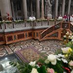 Pope Francis Instagram - EN: All efforts towards full #ChristianUnity are called to follow the same path as Saint Paul. We should set aside the centrality of our own ideas to seek the Lord's voice and allow Him to take the initiative. PT: Todos os esforços em direção à plena #UnidadedosCristãos são chamados a seguir o mesmo percurso de São Paulo: pôr de lado a centralidade das nossas ideias para buscar a voz do Senhor e deixar-Lhe iniciativa e espaço. ES: Todos los esfuerzos hacia la plena #UnidadDeLosCristianos están llamados a seguir el mismo itinerario de san Pablo: a poner a un lado la centralidad de nuestras ideas para buscar la voz del Señor y dejarle a Él iniciativa y espacio. IT: Tutti gli sforzi verso la piena #UnitàdeiCristiani sono chiamati a seguire lo stesso percorso di San Paolo: a mettere da parte la centralità delle nostre idee per cercare la voce del Signore e lasciare iniziativa e spazio a Lui. FR: Tous les efforts vers la pleine #UnitédesChrétiens sont appelés à suivre le même chemin que Paul, à mettre de côté la centralité de nos idées pour chercher la voix du Seigneur et lui laisser l’initiative et la place. DE: Alle Bemühungen um die volle #EinheitderChristen sind berufen, den gleichen Weg zu gehen wie Paulus: das Kreisen um unsere eigenen Ideen aufgeben, um die Stimme des Herrn zu suchen und Ihm die Initiative zu überlassen und Raum zu geben. PL: Wszelkie wysiłki zmierzające do pełnej jedności są wezwane do podążania tą samą drogą Pawłową: do odsunięcia naszych idei z centrum na bok, aby szukać głosu Pana i pozostawić Jemu inicjatywę oraz przestrzeń. #JednośćChrześcijan Basilica of Saint Paul Outside the Walls