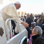 Pope Francis Instagram - EN: In every personal or social situation or circumstance of our life, the Lord is present and calls to us to inhabit our own time, to share our life with others, to mingle with the joys and sorrows of the world. #GeneralAudience PT: Em cada situação e circunstância pessoal ou social da nossa vida, o Senhor está presente e chama-nos a viver o nosso tempo, a partilhar a vida dos outros, a misturar-nos nas alegrias e tristezas do mundo. #AudiênciaGeral ES: En toda situación y circunstancia personal o social de nuestra vida, el Señor está presente y nos llama a habitar nuestro tiempo, a compartir la vida de los otros, a mezclarnos en las alegrías y los dolores del mundo. #AudienciaGeneral IT: In ogni situazione e circostanza personale o sociale della nostra vita, il Signore è presente e ci chiama ad abitare il nostro tempo, a condividere la vita degli altri, a mescolarci alle gioie e ai dolori del mondo. #UdienzaGenerale FR: Dans chaque situation et circonstance personnelle ou sociale de notre vie, le Seigneur est présent et nous appelle à habiter notre temps, à partager la vie des autres, à nous mêler aux joies et aux peines du monde. #AudienceGénérale DE: In jeder Situation und persönlichen wie gesellschaftlichen Lebenslage ist der Herr gegenwärtig und ruft uns auf, unsere Zeit zu bewohnen, das Leben der Anderen zu teilen und uns unter die Freuden und Leiden der Welt zu mischen. #Generalaudienz Vatican City