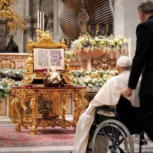 Pope Francis Instagram - EN:
Tonight, our hearts are in Bethlehem, where the Prince of Peace is once more rejected by the futile logic of war, by the clash of arms that even today prevents him from finding room in the world. #Christmas
 
ES:
Nuestros corazones están esta noche en Belén, donde el Príncipe de la paz aún es rechazado por la lógica perdedora de la guerra, con el rugir de las armas que también hoy le impiden encontrar alojamiento en el mundo. #Navidad
 
PT:
Nesta noite, o nosso coração está em Belém, onde o Príncipe da Paz ainda é rejeitado pela lógica perdedora da guerra, com o estrondo das armas que ainda hoje O impede de encontrar alojamento no mundo. #Natal

IT: Il nostro cuore stasera è a Betlemme, dove ancora il Principe della pace viene rifiutato dalla logica perdente della guerra, con il ruggire delle armi che anche oggi gli impedisce di trovare alloggio nel mondo. #Natale

FR:
Notre cœur, ce soir, est à Bethléem, où le Prince de la paix est encore rejeté par la logique perdante de la guerre, avec le fracas des armes qui, aujourd'hui encore, l’empêche de trouver une place dans le monde. #Noël
 
DE :
Unser Herz ist heute Abend in Betlehem, wo der Friedensfürst noch immer von der zum Scheitern verurteilten Logik des Krieges zurückgewiesen wird, vom Lärm der Waffen, der ihn auch heute daran hindert, in der Welt eine Herberge zu finden. #Weihnachten
 
PL :
Nasze serce jest dzisiejszego wieczoru w Betlejem, gdzie Książę pokoju jest nadal odrzucany przez przegrywającą logikę wojny, z hukiem broni, która także dziś nie pozwala Mu znaleźć miejsca na świecie. #BożeNarodzenie