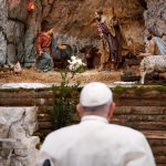 Pope Francis Instagram - EN: Tonight, our hearts are in Bethlehem, where the Prince of Peace is once more rejected by the futile logic of war, by the clash of arms that even today prevents him from finding room in the world. #Christmas ES: Nuestros corazones están esta noche en Belén, donde el Príncipe de la paz aún es rechazado por la lógica perdedora de la guerra, con el rugir de las armas que también hoy le impiden encontrar alojamiento en el mundo. #Navidad PT: Nesta noite, o nosso coração está em Belém, onde o Príncipe da Paz ainda é rejeitado pela lógica perdedora da guerra, com o estrondo das armas que ainda hoje O impede de encontrar alojamento no mundo. #Natal IT: Il nostro cuore stasera è a Betlemme, dove ancora il Principe della pace viene rifiutato dalla logica perdente della guerra, con il ruggire delle armi che anche oggi gli impedisce di trovare alloggio nel mondo. #Natale FR: Notre cœur, ce soir, est à Bethléem, où le Prince de la paix est encore rejeté par la logique perdante de la guerre, avec le fracas des armes qui, aujourd'hui encore, l’empêche de trouver une place dans le monde. #Noël DE : Unser Herz ist heute Abend in Betlehem, wo der Friedensfürst noch immer von der zum Scheitern verurteilten Logik des Krieges zurückgewiesen wird, vom Lärm der Waffen, der ihn auch heute daran hindert, in der Welt eine Herberge zu finden. #Weihnachten PL : Nasze serce jest dzisiejszego wieczoru w Betlejem, gdzie Książę pokoju jest nadal odrzucany przez przegrywającą logikę wojny, z hukiem broni, która także dziś nie pozwala Mu znaleźć miejsca na świecie. #BożeNarodzenie Basilica di San Pietro in Vaticano