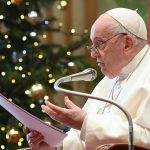 Pope Francis Instagram - EN: Christmas Greetings to the Roman Curia and Vatican employees and their families. PT: Felicitações de Natal à Cúria Romana e aos funcionários do Vaticano com seus familiares. ES: Felicitaciones navideñas a la Curia Romana y a los empleados del Vaticano y sus familias. IT: Auguri natalizi della Curia Romana e dei dipendenti vaticani e le loro famiglie. FR: Vœux de Noël de la Curie romaine et des employés du Vatican et de leurs familles. Vatican City