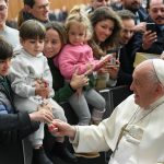 Pope Francis Instagram - EN: Christmas Greetings to the Roman Curia and Vatican employees and their families. PT: Felicitações de Natal à Cúria Romana e aos funcionários do Vaticano com seus familiares. ES: Felicitaciones navideñas a la Curia Romana y a los empleados del Vaticano y sus familias. IT: Auguri natalizi della Curia Romana e dei dipendenti vaticani e le loro famiglie. FR: Vœux de Noël de la Curie romaine et des employés du Vatican et de leurs familles. Vatican City