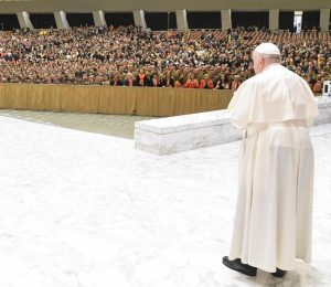 Pope Francis Instagram - EN: Let us ask the Holy Spirit to enlighten us so that we may be able to give an account of our faith and hope to today's world with words and, above all, with the testimony of our lives. #GeneralAudience
 
PT: Peçamos ao Espírito Santo que nos ilumine para que saibamos dar razão da nossa fé e da nossa esperança ao mundo de hoje com as palavras e, sobretudo, com o testemunho da nossa vida. #AudiênciaGeral
 
ES: Pidamos al Espíritu Santo que nos ilumine para que sepamos dar razones de nuestra fe y nuestra esperanza al mundo de hoy, no sólo con palabras sino con el testimonio de nuestra vida. #AudienciaGeneral
 
IT: Chiediamo allo Spirito Santo di illuminarci affinché sappiamo rendere ragione della nostra fede e della nostra speranza al mondo di oggi con le parole e soprattutto con la testimonianza della nostra vita. #UdienzaGenerale

FR: Demandons à l'Esprit Saint de nous éclairer pour que nous sachions rendre compte de notre foi et de notre espérance au monde d'aujourd'hui par des paroles et surtout par le témoignage de notre vie. #AudienceGénérale

PL: Prośmy o światło Ducha Świętego, abyśmy umieli uzasadnić naszą wiarę i naszą nadzieję w dzisiejszym świecie słowami, a przede wszystkim świadectwem naszego życia. #AudiencjaOgólna 

DE: Bitten wir den Heiligen Geist, uns zu erleuchten, damit wir der Welt von heute Rechenschaft ablegen können für unseren Glauben und unsere Hoffnung - mit Worten und vor allem mit dem Zeugnis unseres Lebens. #Generalaudienz