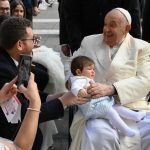 Pope Francis Instagram - EN: The Church is not a place for the perfect and the privileged. It is a community of disciples that bears witness to Jesus whom by grace they have come to know. We intercede for all, praying, loving and sacrificing ourselves for the world. #GeneralAudience PT: A Igreja não é um lugar de pessoas perfeitas e privilegiadas, mas uma comunidade de discípulos que dão testemunho Daquele que pela graça conheceu, Jesus, e que intercede por todos, rezando, amando e sacrificando-se pelo mundo. #AudiênciaGeral ES: La Iglesia no es un lugar de perfectos y privilegiados, sino una comunidad de discípulos que testimonia a Aquel que por gracia ha conocido, Jesús, y que intercede por todos, rezando, amando y sacrificándose por el mundo. #AudienciaGeneral IT: La Chiesa non è un posto di perfetti e di privilegiati, ma una comunità di discepoli che testimonia Colui che per grazia ha conosciuto, Gesù, e che intercede per tutti, pregando, amando e sacrificandosi per il mondo. #UdienzaGenerale FR: L'Église n'est pas un lieu réservé aux parfaits et aux privilégiés, mais une communauté de disciples qui témoigne de Celui que par grâce elle a connu, Jésus, et qui intercède pour tous, priant, aimant et se sacrifiant pour le monde. #AudienceGénérale DE: Die Kirche ist kein Ort von perfekten und privilegierten Menschen, sondern eine Jüngergemeinschaft, die Jesus bezeugt, den sie durch Gnade erkannt hat, und die Fürsprecherin aller Menschen ist, indem sie betet, liebt und sich für die Welt opfert. #Generalaudienz Vatican City