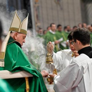 Pope Francis Instagram - EN: Poverty is a scandal.  When the Lord returns, he will settle accounts with us. Let us #PrayTogether that each of us, according to the gift we received and the mission entrusted to us, may strive “to make charity bear fruit” and draw near to some poor person. #WorldDayofthePoor
 
PT: A pobreza é um escândalo. Quando o Senhor voltar, pedir-nos-á contas. #RezemosJuntos para que cada um, segundo o dom recebido e a missão que lhe foi confiada, se comprometa a «pôr a render a caridade» e a aproximar-se de qualquer pobre. #DiaMundialdosPobres
 
ES: La pobreza es un escándalo. Cuando el Señor vuelva nos pedirá cuenta. Recemos para que cada uno de nosotros, según el don recibido y la misión que le ha sido confiada, se comprometa a “hacer fructificar la caridad” y a hacerse cercano a algún pobre. #JornadaMundialdelosPobres
 
IT: La povertà è uno scandalo. Quando il Signore tornerà ce ne chiederà conto. #PreghiamoInsieme perché ciascuno di noi, secondo il dono ricevuto e la missione che gli è stata affidata, si impegni a “far fruttare la carità” e ad essere vicino a qualche povero. #GiornataMondialedeiPoveri
 
FR: La pauvreté est un scandale. Quand le Seigneur reviendra, il nous en demandera compte. #PrionsEnsemble pour que chacun de nous, selon le don qu’il a reçu et la mission qui lui a été confiée, s’efforce de “faire fructifier la charité” et d’être proche de quelque pauvre. #JournéeMondialedesPauvres
 
PL: Nędza jest skandalem. Kiedy Pan powróci, zapyta nas o to. Módlmy się, aby każdy z nas, zgodnie z otrzymanym darem i powierzoną misją, starał się „przynosić owoce miłości miłosiernej”, i być blisko jakiegoś biedaka.
 
DE: Die Armut ist ein Skandal. Wenn der Herr wiederkommt, wird er von uns Rechenschaft darüber verlangen. Beten wir, dass ein jeder von uns sich entsprechend seiner Gabe darum bemüht „die Nächstenliebe Früchte bringen zu lassen“ und dem einen oder anderen armen Menschen nahe zu sein.