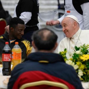 Pope Francis Instagram - EN: Poverty is a scandal.  When the Lord returns, he will settle accounts with us. Let us #PrayTogether that each of us, according to the gift we received and the mission entrusted to us, may strive “to make charity bear fruit” and draw near to some poor person. #WorldDayofthePoor
 
PT: A pobreza é um escândalo. Quando o Senhor voltar, pedir-nos-á contas. #RezemosJuntos para que cada um, segundo o dom recebido e a missão que lhe foi confiada, se comprometa a «pôr a render a caridade» e a aproximar-se de qualquer pobre. #DiaMundialdosPobres
 
ES: La pobreza es un escándalo. Cuando el Señor vuelva nos pedirá cuenta. Recemos para que cada uno de nosotros, según el don recibido y la misión que le ha sido confiada, se comprometa a “hacer fructificar la caridad” y a hacerse cercano a algún pobre. #JornadaMundialdelosPobres
 
IT: La povertà è uno scandalo. Quando il Signore tornerà ce ne chiederà conto. #PreghiamoInsieme perché ciascuno di noi, secondo il dono ricevuto e la missione che gli è stata affidata, si impegni a “far fruttare la carità” e ad essere vicino a qualche povero. #GiornataMondialedeiPoveri
 
FR: La pauvreté est un scandale. Quand le Seigneur reviendra, il nous en demandera compte. #PrionsEnsemble pour que chacun de nous, selon le don qu’il a reçu et la mission qui lui a été confiée, s’efforce de “faire fructifier la charité” et d’être proche de quelque pauvre. #JournéeMondialedesPauvres
 
PL: Nędza jest skandalem. Kiedy Pan powróci, zapyta nas o to. Módlmy się, aby każdy z nas, zgodnie z otrzymanym darem i powierzoną misją, starał się „przynosić owoce miłości miłosiernej”, i być blisko jakiegoś biedaka.
 
DE: Die Armut ist ein Skandal. Wenn der Herr wiederkommt, wird er von uns Rechenschaft darüber verlangen. Beten wir, dass ein jeder von uns sich entsprechend seiner Gabe darum bemüht „die Nächstenliebe Früchte bringen zu lassen“ und dem einen oder anderen armen Menschen nahe zu sein.