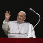Pope Francis Instagram - EN: Jesus does not allow the house of God to become a marketplace where sales tables take the place of the family table. We are invited on our Lenten journey to create a greater sense of home and less of a market within ourselves and around us. #GospelOfTheDay (Jn 2:13-25) PT: Jesus não aceita que a casa de Deus se torne um mercado, que os bancos tomem o lugar da mesa da família. O convite para nosso caminho de Quaresma é fazer com que em nós e ao nosso redor haja mais casa e menos mercado. #EvangelhoDoDia (Jo 2,13-25) ES: Jesús no acepta que la casa de Dios se convierta en un mercado, que los puestos de venta ocupen el lugar de la mesa familiar. La invitación para nuestro camino de Cuaresma es a hacer en nosotros y a nuestro alrededor más casa y menos mercado. #EvangeliodeHoy (Jn 2,13-25) IT: Gesù non accetta che la casa di Dio diventi mercato, che i banchi di vendita prendano il posto della mensa familiare. L’invito per il nostro cammino di Quaresima è a fare in noi e attorno a noi più casa e meno mercato. #VangeloDiOggi (Gv 2,13-25) FR: Jésus n’accepte pas que la maison de Dieu devienne un marché, que les comptoirs de vente prennent la place de la table familiale. L’invitation pour notre cheminement de Carême est de faire en nous et autour de nous plus de maison et moins de marché. #EvangileduJour (Jn 2, 13-25) DE: Jesus akzeptiert nicht, dass das Haus Gottes zum Markt wird, dass die Verkaufsstände den Platz des Familientischs einnehmen. Die Einladung für unseren Weg durch die Fastenzeit besteht darin, in und um uns mehr Zuhause und weniger Markt zu schaffen. #Evangeliumvonheute PL: Jezus nie godzi się, aby dom Boga stał się targowiskiem, aby stoły bankierów zajęły miejsce rodzinnego stołu. Zaproszenie na naszą drogę wielkopostną: czynienie w nas i wokół nas więcej domu, a mniej targowiska. #EwangeliaNaDziś Vatican City
