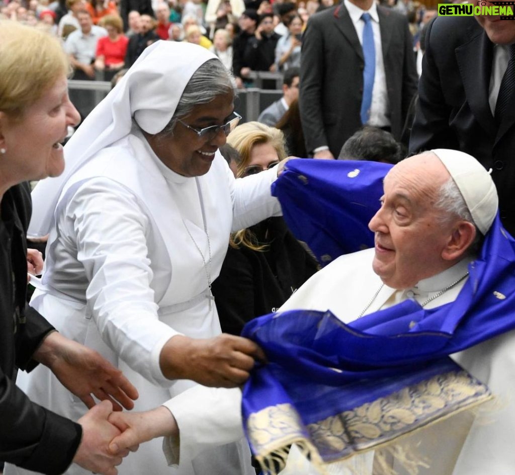 Pope Francis Instagram - #GeneralAudience #AudiênciaGeral #AudienciaGeneral #UdienzaGenerale #AudienceGénérale #Generalaudienz #AudiencjaGeneralna Vatican City