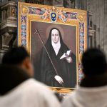 Pope Francis Instagram - EN: Today we think of María Antonia de San José, “Mama Antula”, a wayfarer of the Spirit who travelled thousands of kilometers on foot, crossing deserts and taking dangerous paths, bringing God with her. ES: Hoy pensemos en María Antonia de san José, “Mama Antula”, una viandante del Espíritu que recorrió miles de kilómetros a pie, atravesó desiertos y caminos peligrosos para llevar a Dios. PT: Hoje, pensemos em María Antonia de San José, "Mama Antula", uma viajante do Espírito que percorreu milhares de quilômetros a pé, por desertos e estradas perigosas, para levar Deus. IT: Oggi pensiamo a María Antonia de San José, “Mama Antula”, una viandante dello Spirito che ha percorso migliaia di chilometri a piedi, attraverso deserti e strade pericolose, per portare Dio. FR: Aujourd'hui, nous pensons à María Antonia de San José, "Mama Antula", une pionnière de l'Esprit qui a parcouru des milliers de kilomètres à pied, à travers les déserts et les routes dangereuses, pour apporter Dieu. Basilica di San Pietro in Vaticano