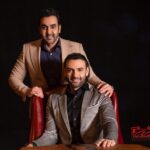 Pouria Poursorkh Instagram - . يه گفتگوى شيرين با رفيق دوستداشتنى و قديمى اميرعلى دانايي عزيزم… امشب ساعت ٢٣:٣٠ شبكه دو چه گفتگوى دلچسبى بود و شايد بهترين حال رو بعد از يك گفتگو تحربه ميكنم. . ممنونم امير علي عزيزم و خانم شجاعى محترم و بقيه بچه ها كه باعث حضورم بوديد . در قاب رخ به رخ امشب میزبان پوریا پورسرخ هستیم برای یک مواجهه صادقانه با حرفه بازیگری امشب ساعت ۲۳:۳۰ شبکه دو را دنبال کنید شب های ماه مبارک حوالی ساعت ۲۳:۳۰ از شبکه دو با کسانی که می شناسید رخ به رخ شوید . . میزبان: #امیرعلی_دانایی @amiralidanaei مهمان: #پوریا_پورسرخ @pouriapoursorkh تهیه کننده: #مهدی_بابایی @mehdibabaei.ir کارگردان: #احسان_لهراسبی @lohrasbiehsan عكاس و طراح پوستر: #مجید_ریاحی @majidriyahi.advertising . . #رخ_به_رخ #گفت_گو_دراما #پوریا_پورسرخ #ماه_مبارک_رمضان #خوشبخت_در_کنار_هم #شبکه_دو_سیما کاری از گروه هنری پرتره @portraitt.official @rokhberokh.tv
