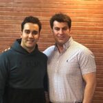 Pouria Poursorkh Instagram – دوستى ام با مهران ميرزايي به سالها قبل برميگرده …به سريال صاحبدلان كه با متد منحصر بفردش در زمينه آموزش زبان انگليسى آشنا شدم و از اون روز به خيلي از دوستام و همكارام كه قصد يادگيرى زبان انگليسي رو داشتن و تايم كاريشون اجازه نميداد معرفى كردم… مهران اپليكيشن جديدى ارائه كرده كه بنظرم ميتونه براى دوستانى كه مشغله زياد اجازه شركتشون در كلاس ها رو نميده ،بسيار مفيد باشه… مطمئنم پيشنهاد خوبيه 💙.
. اپلیکیشن ايتيچ یک سامانه آموزشی است که با شبیه سازی یک کلاس حضوری آموزش زبان انگلیسی با متد استاد مهران میرزایی، با تکیه بر روشی خلاق، موثر و کاربردی با تمرکز بر ترجمه زبان مادری، یادگیری زبان انگلیسی را با بیانی ساده و مفرح فراهم می سازد. برای نصب اپلیکیشن در نسخه های اندروید و آي او اس در كانال تلگرام و صفحه اینستاگرام ما عضو شويد و علاوه بر استفاده از پست هاي آموزشي روزانه، مي توانيد از مطالبي همچون راهنماي استفاده از اپليكيشن و جديدترين به روز رساني هاي آن باخبر شويد
https://t.me/eteachlink
