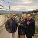 Pouria Poursorkh Instagram – خداداد جلالي عزيز …ممنون از تمام درس هايي كه آموختيد…نه فقط سينما كه درس انسانيت رو خوب ميدونيد…ممنون از تمام روزها و خاطرات خوبي كه در كنارتون داشتم…در كنار خداداد جلالي و بازيگر كاربلد و خوش قلبمون سمانه نصري عزيز كه بسيار از او خواهيد شنيد #زَني_با_ارابه_چوبي