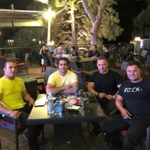 Pouria Poursorkh Instagram - وقتي رفقايي داري كه ميتوني همه جوره روشون حساب كني ...هميشه خوبه حالت...رفاقتمون تا ابد پايدار🙏 @mehdishirazi__  @psycho_loco_1  @moham_rad @dehghanjahan