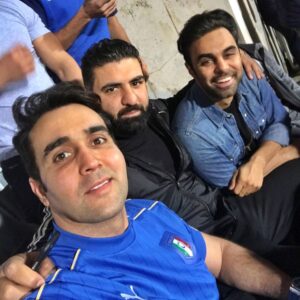 Pouria Poursorkh Instagram - اينم از پولداراي امارات ...درود به شرف علي منصوريان و تيم با غيرتش...فردا در خدمت پولداراي قطر خواهيم بود💙💪🏽💙 🇮🇷