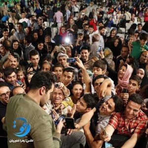Pouria Poursorkh Instagram - وقتي كنار مهربونترين مردم دنيا هستي ... بزرگترين غم دنيا هم كه تو دلت باشه،  حس ميكني پشتت گرمه... و اين يعني دلچسب ترين حس ممكن🇮🇷🌹