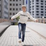 Prachaya Ruangroj Instagram - วิ่งเล่นอยู่ในทุ่งคอนกรีต ท่ามกลางแดดร้อนสามสิบกว่าองศา. 🥹 Tokyo, Japan