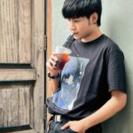 Prachaya Ruangroj Instagram - "Coffee or me. ?" Definitely, COFFEE. ! 😑