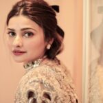 Prachi Desai Instagram - My dear friend @nitigupta1975 is hosting the most spectacular festive fashion showcase of the season in Dubai!! ‘AFRA’ Today❗️ SHOP FOR NEW STYLES at the AFRA “Ramadan Coterie” @theafraworld Date: Saturday, 3 FEBRUARY, 2024 You don’t want to miss this one! Venue: EDITION Hotel, Downtown Dubai Time: 10am to 7pm You can also pick your styles from the AFRA Style Shoot LOOKBOOK SS24