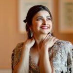 Prachi Desai Instagram - My dear friend @nitigupta1975 is hosting the most spectacular festive fashion showcase of the season in Dubai!! ‘AFRA’ Today❗️ SHOP FOR NEW STYLES at the AFRA “Ramadan Coterie” @theafraworld Date: Saturday, 3 FEBRUARY, 2024 You don’t want to miss this one! Venue: EDITION Hotel, Downtown Dubai Time: 10am to 7pm You can also pick your styles from the AFRA Style Shoot LOOKBOOK SS24