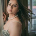 Prachi Tehlan Instagram - 'Pearl Pearl' dil key paas ✨ PHOTOGRAPHER : @_HARIKUMAR._ MUAH : @BRIDE_TO_BE_BY_DILSHAD STYLED BY : @styyledbyjoe @JOE_ELIZE_JOY WEARING : @bride_to_be_by_dilshad LOCATION COURTESY: @NO_18HOTEL Kochi, India