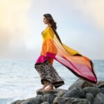 Prachi Tehlan Instagram - Nothing beats the feeling of wearing a gorgeous saree and feeling the salty breeze at the beach! Saree love at the beach is truly unmatched 😍 PHOTOGRAPHER : @ASHKARALIHAMZA_ MUAH : @BRIDE_TO_BE_BY_DILSHAD STYLED BY : @styyledbyjoe @joe_elize_joy WEARING : @bride_to_be_by_dilshad #SareeSwag #BeachVibes #IndianFashion 🌊🌞💃 Kochi, India