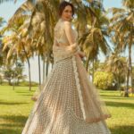 Pragya Jaiswal Instagram - Mere yaar ki shaadi hai ✨💛 #AbDonoBhagnani #AnandKaraj (Also obsessed with this outfit 🤩) Outfit @vvanivats Choker @amamajewels Ring @karishma.joolry Styled by @anshikaav Assisted by @bhatia_tanisha Shot by @kadamajay 💫🤍