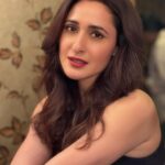 Pragya Jaiswal Instagram - a valentine date at work 🌹