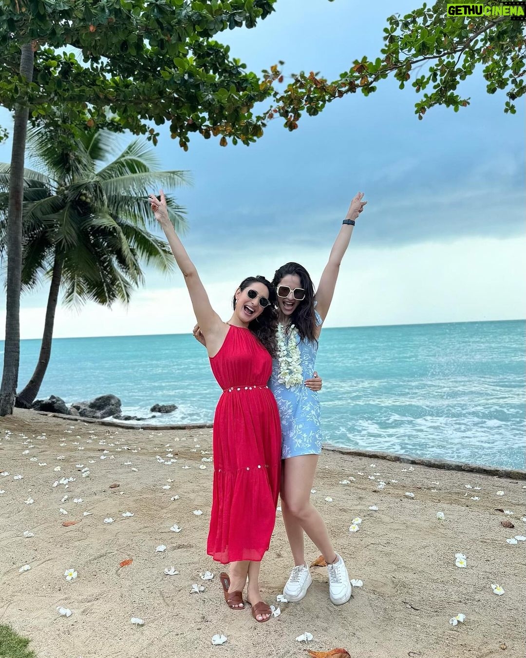 Pragya Jaiswal Instagram - Favourite month 🐚❤️