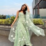 Pragya Jaiswal Instagram - Wind in my hair 💚💚 Outfit @picchika Bangles @aulerthofficial Ring @anayah_jewellery Footwear @fizzygoblet Makeup @athirathakkar Hair @taazim72_ @the_colour_pallete Styled by @anshikaav Style team @tanazfatima @bhatia_tanisha