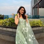 Pragya Jaiswal Instagram - Wind in my hair 💚💚 Outfit @picchika Bangles @aulerthofficial Ring @anayah_jewellery Footwear @fizzygoblet Makeup @athirathakkar Hair @taazim72_ @the_colour_pallete Styled by @anshikaav Style team @tanazfatima @bhatia_tanisha