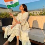 Pragya Jaiswal Instagram - Pride for my india always 🧡💯 Happy 75th Republic Day ! 🇮🇳