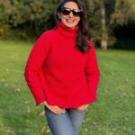 Pragya Jaiswal Instagram - The rare occasion when the sun and I step out at the same time in london 🥰☀️ London, United Kingdom