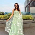 Pragya Jaiswal Instagram - Wind in my hair 💚💚 Outfit @picchika Bangles @aulerthofficial Ring @anayah_jewellery Footwear @fizzygoblet Makeup @athirathakkar Hair @taazim72_ @the_colour_pallete Styled by @anshikaav Style team @tanazfatima @bhatia_tanisha