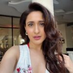 Pragya Jaiswal Instagram – Hello September 🌸🌺