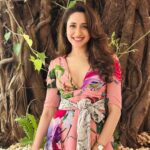 Pragya Jaiswal Instagram - Weekend recap 💕 Thank you @sahilgsalathia & @missmalini for a super fun Sunday scene ! 📸 by @sarvesh_shashi 🥰