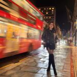 Pragya Jaiswal Instagram - In the blur of a moment 🖤 With my lovely @suwbhachopra ❤️ Sumosan Twiga
