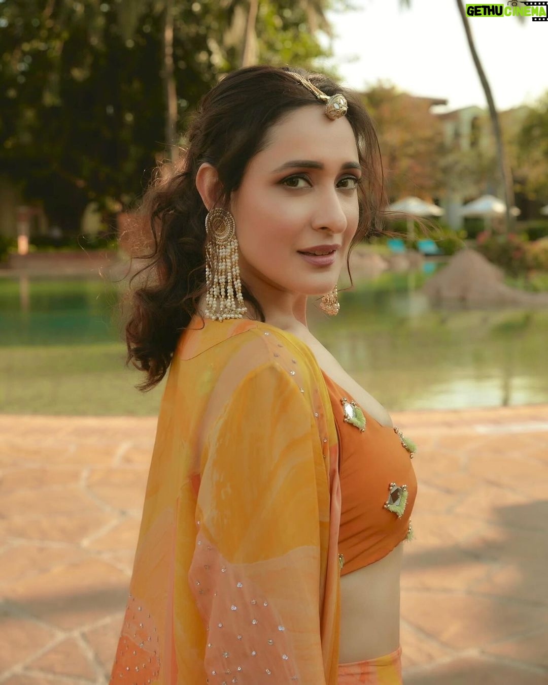 Pragya Jaiswal Instagram - Mehendi hai rachne wali 💛🍊 #AbDonoBhagnani #MehendiCeremony Outfit @monikanidhii Jewellery @sachdeva.ritika Footwear @fizzygoblet Styled by @anshikaav Assisted by @bhatia_tanisha Shot by @kadamajay