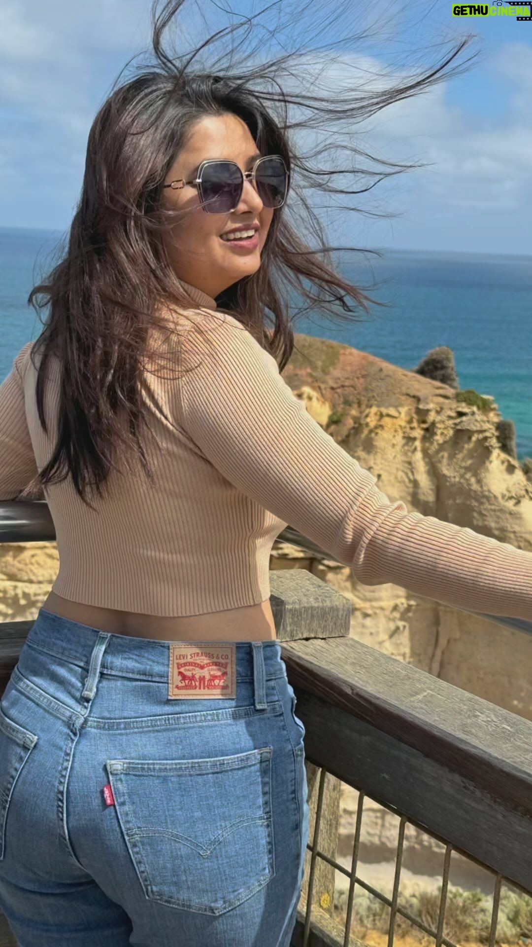 Prajakta Mali - 176.6K Likes - उफ़्फ़ यह गहराइयाँ …।
.
Long drive from Melbourne to Adelaide by Great Ocean Road.
.
12 Apostles And London bridge .
#sea #scenery #roadtravel #australia #tour #prajakttamali @♥️