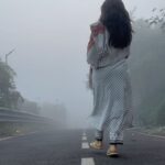 Prajakta Mali Instagram - Shoot location.. #धुकं #afterpackup . Video Shot by the one and only @swwapnil_joshi @♥️ #krishna #everydayscenario #prajakttamali @🌷