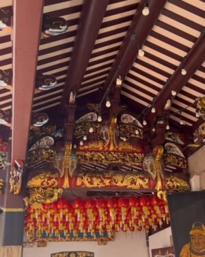 Prajakta Mali Instagram - #singapore 
And a Mandatory destination..,
.
(Don’t miss the last video..🤪) 
.
#mhjlive 
#maharashtrachhasyajatra