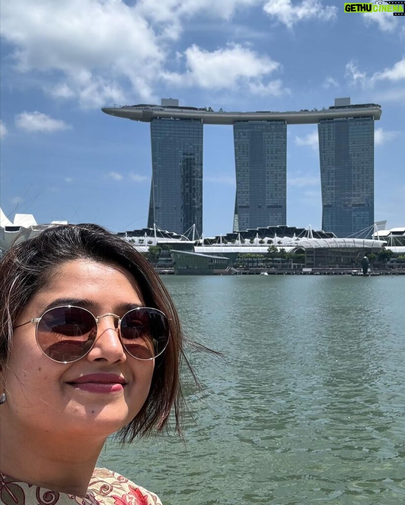 Prajakta Mali Instagram - #singapore And a Mandatory destination.., . (Don’t miss the last video..🤪) . #mhjlive #maharashtrachhasyajatra