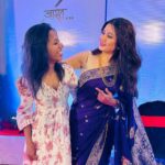 Prajakta Mali Instagram - May our laughter never fade… Happy birthday darling ♥️. @tanayajatin . My support system, manager, friend, family and what not… Fly high… We will be always there for you.😇 . #birthday #birthdaygirl #bond #tuning #prajakttamali @♥️ . Wearing this #mohanmal from @prajaktarajsaaj for today’s event. 🥰